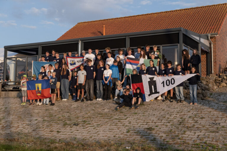 Die Teilnehmer der SJW Regatta 2025